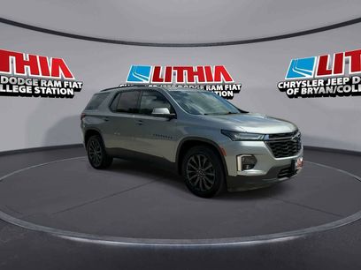 Used 2023 Chevrolet Traverse RS