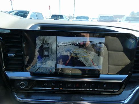 Used 2024 Chevrolet Silverado 1500 LTZ w/ Z71 Off-Road Package image 27