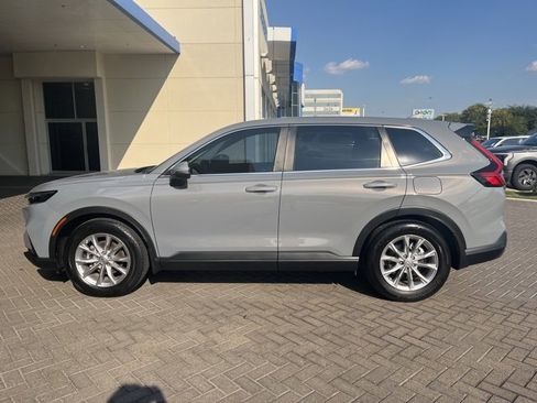 Used 2024 Honda CR-V EX image 8