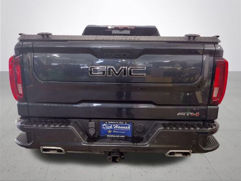 Used 2021 GMC Sierra 1500 AT4 w/ AT4 Premium Package AWD/4WD image 16