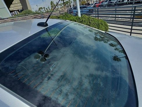 Used 2018 Ford Focus SE FWD image 29