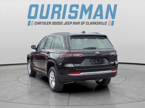 Used 2025 Jeep Grand Cherokee Laredo X w/ Luxury Tech Group I AWD/4WD image 4