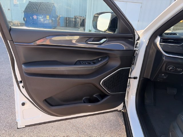 Used 2021 Jeep Grand Cherokee L Laredo AWD/4WD image 10