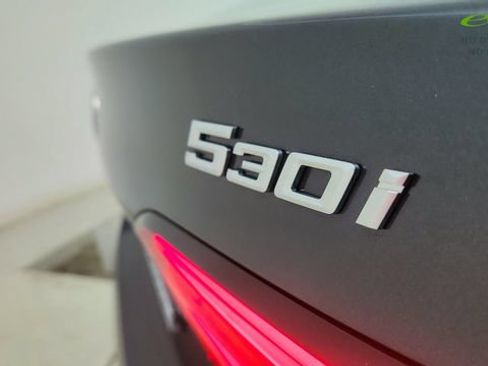 Used 2025 BMW 530i RWD image 18