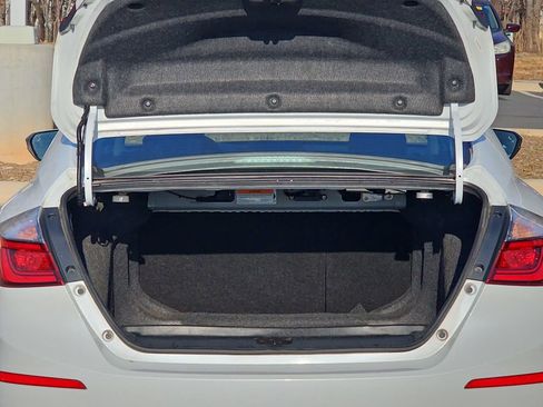 Used 2022 Honda Insight EX image 15