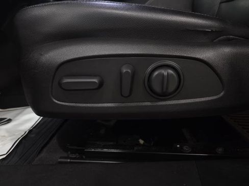 Used 2016 Chevrolet Malibu Hybrid w/ Leather Package FWD image 13