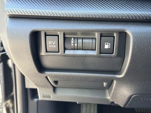 New 2026 Subaru Crosstrek 2.5i Limited image 42