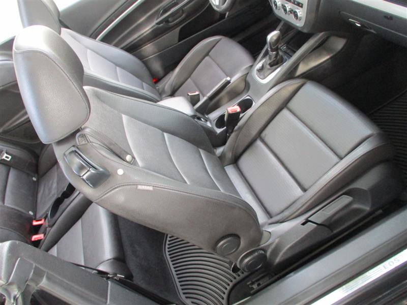 Used 2014 Volkswagen Eos Komfort FWD image 10