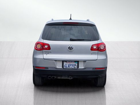 Used 2009 Volkswagen Tiguan SE AWD/4WD image 5