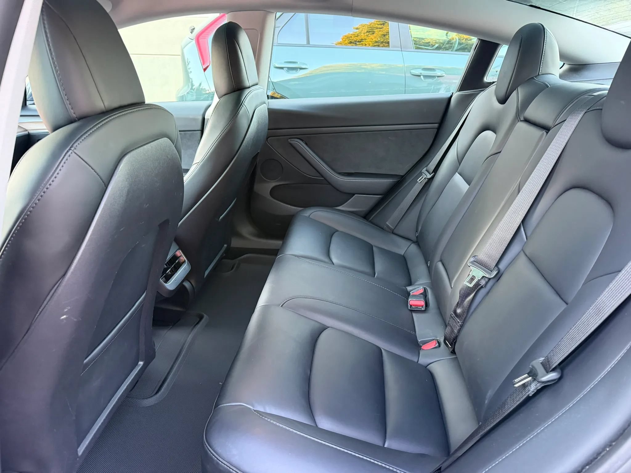 Used 2023 Tesla Model 3 Standard Range RWD image 17