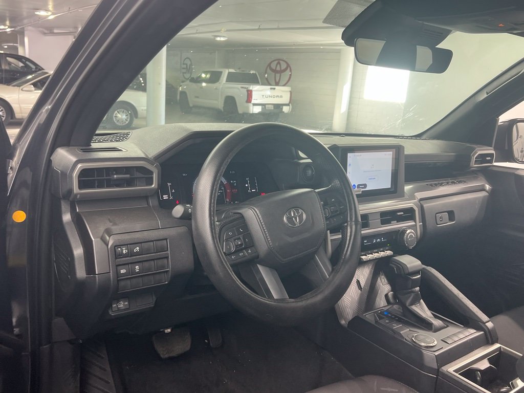 Used 2025 Toyota Tacoma SR5 RWD image 10