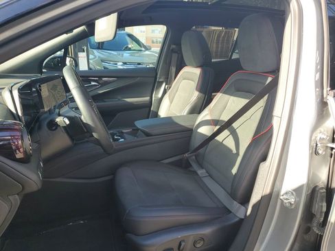 Used 2026 Chevrolet Blazer EV RS w/ Super Cruise Package FWD image 19