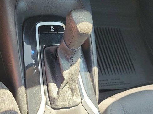 Used 2023 Toyota Corolla LE FWD image 22