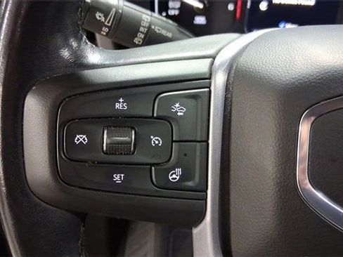 Used 2021 GMC Yukon SLT w/ SLT Premium Package image 29