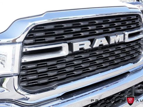 Used 2024 RAM 2500 Tradesman w/ Chrome Appearance Group AWD/4WD image 18