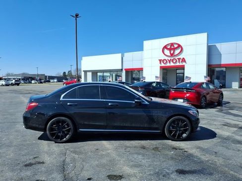 Used 2015 Mercedes-Benz C 300 4MATIC Sedan image 2