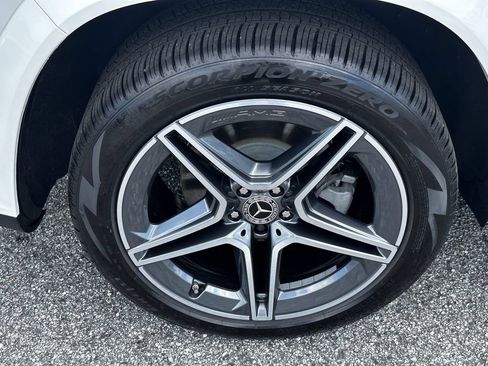 Certified 2025 Mercedes-Benz GLS 450 4MATIC image 20