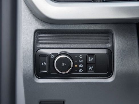 New 2026 Ford F250 Platinum image 49