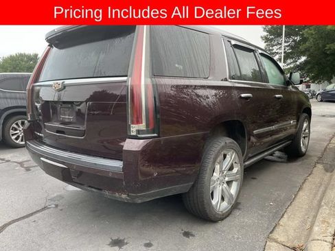 Used 2017 Cadillac Escalade Premium Luxury AWD/4WD image 9