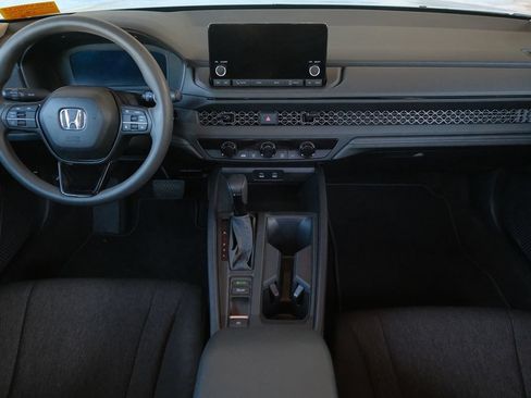 Used 2025 Honda Accord LX image 19