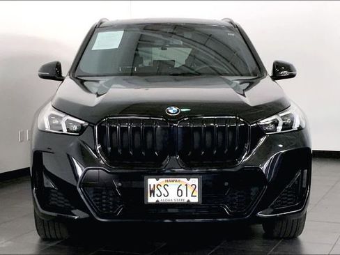 Used 2023 BMW X1 xDrive28i w/ M Sport Package image 3