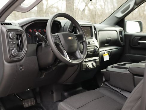 New 2026 Chevrolet Silverado 1500 W/T w/ WT Value Package image 9