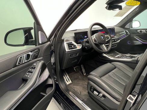 Used 2026 BMW X7 M60i AWD/4WD image 23