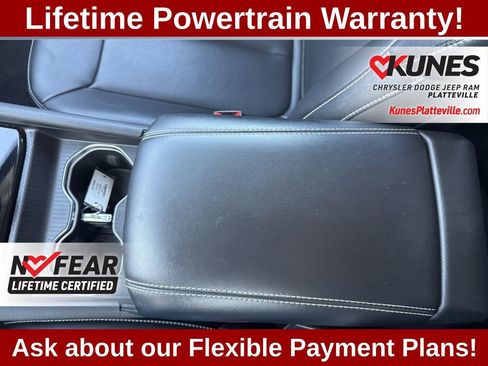 Used 2024 Jeep Grand Cherokee Limited image 23