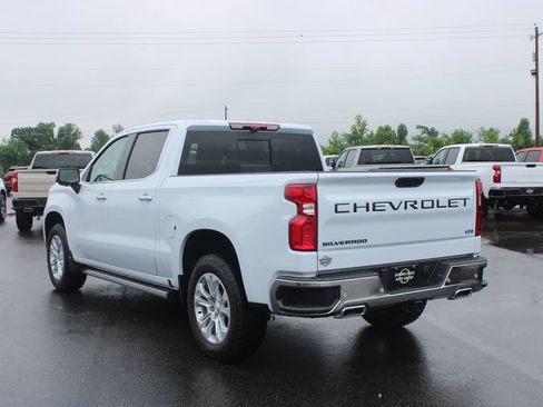 New 2026 Chevrolet Silverado 1500 LTZ w/ LTZ Premium Package AWD/4WD image 7