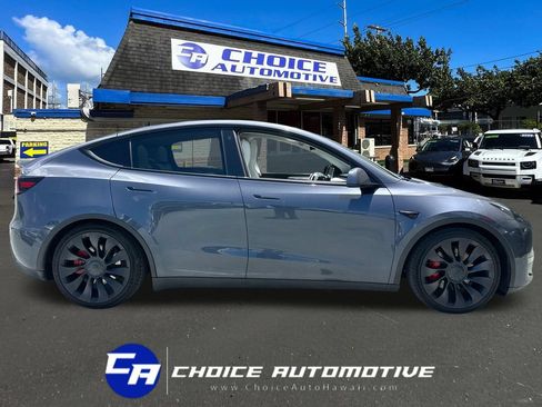 Used 2023 Tesla Model Y Performance AWD/4WD image 8