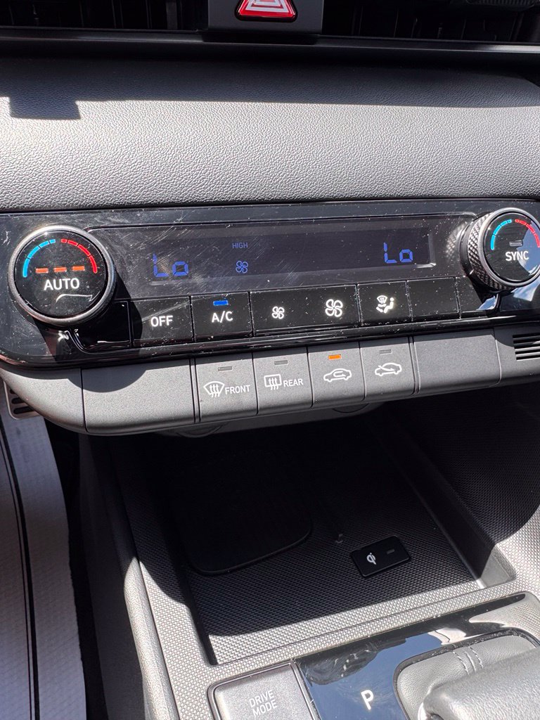 Used 2026 Hyundai Elantra Sport FWD image 19