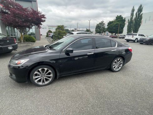 Used 2014 Honda Accord Sport image 3