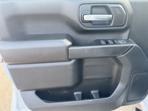 Used 2022 Chevrolet Silverado 2500 W/T w/ WT Fleet Convenience Package image 9