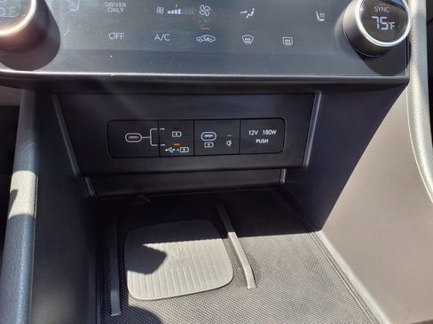 Used 2025 Hyundai Sonata SEL FWD image 23