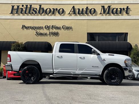 Used 2021 RAM 2500 Big Horn image 4