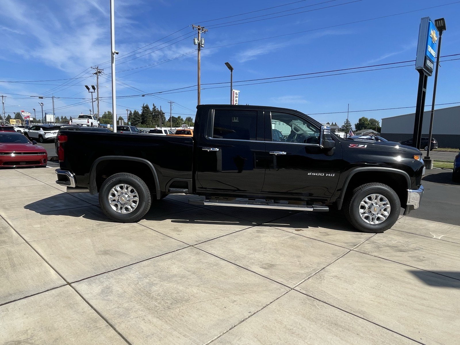 Used 2020 Chevrolet Silverado 2500 LTZ w/ LTZ Plus Package AWD/4WD image 6