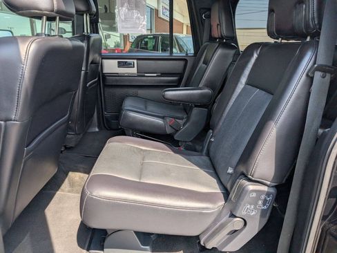 Used 2017 Ford Expedition Max Limited w/ Limited Appearance Package AWD/4WD image 12