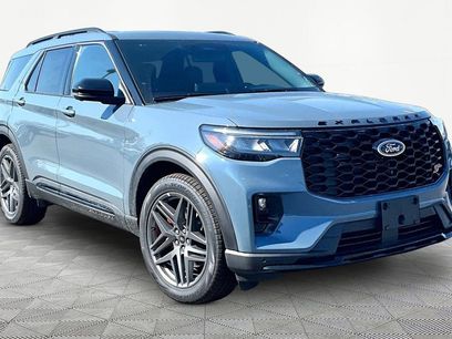 New 2026 Ford Explorer ST w/ Sun And Sound Package