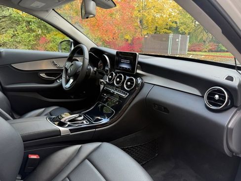Used 2015 Mercedes-Benz C 300 Sedan image 11