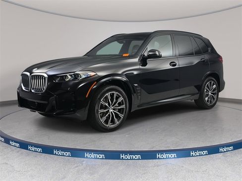 New 2026 BMW X5 xDrive40i w/ M Sport Package image 1