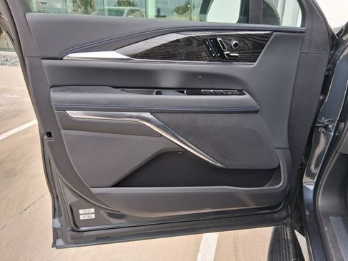 New 2026 Cadillac Escalade IQ Luxury 1 AWD/4WD image 18