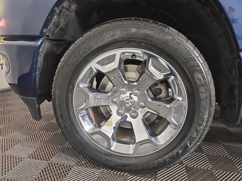 Used 2019 RAM 1500 Big Horn AWD/4WD image 32