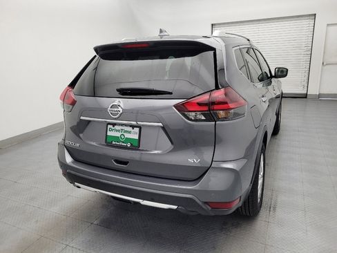 Used 2020 Nissan Rogue SV FWD image 9