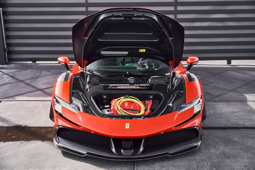 Used 2022 Ferrari SF90 Spider AWD/4WD image 15