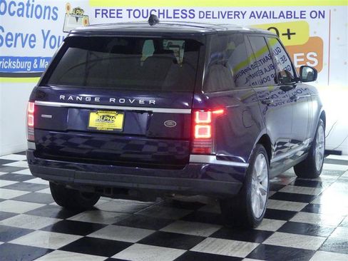 Used 2017 Land Rover Range Rover Supercharged AWD/4WD image 7