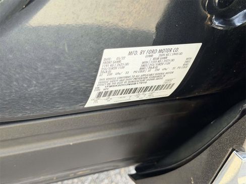 Used 2022 Ford Explorer XLT w/ Equipment Group 202A image 27