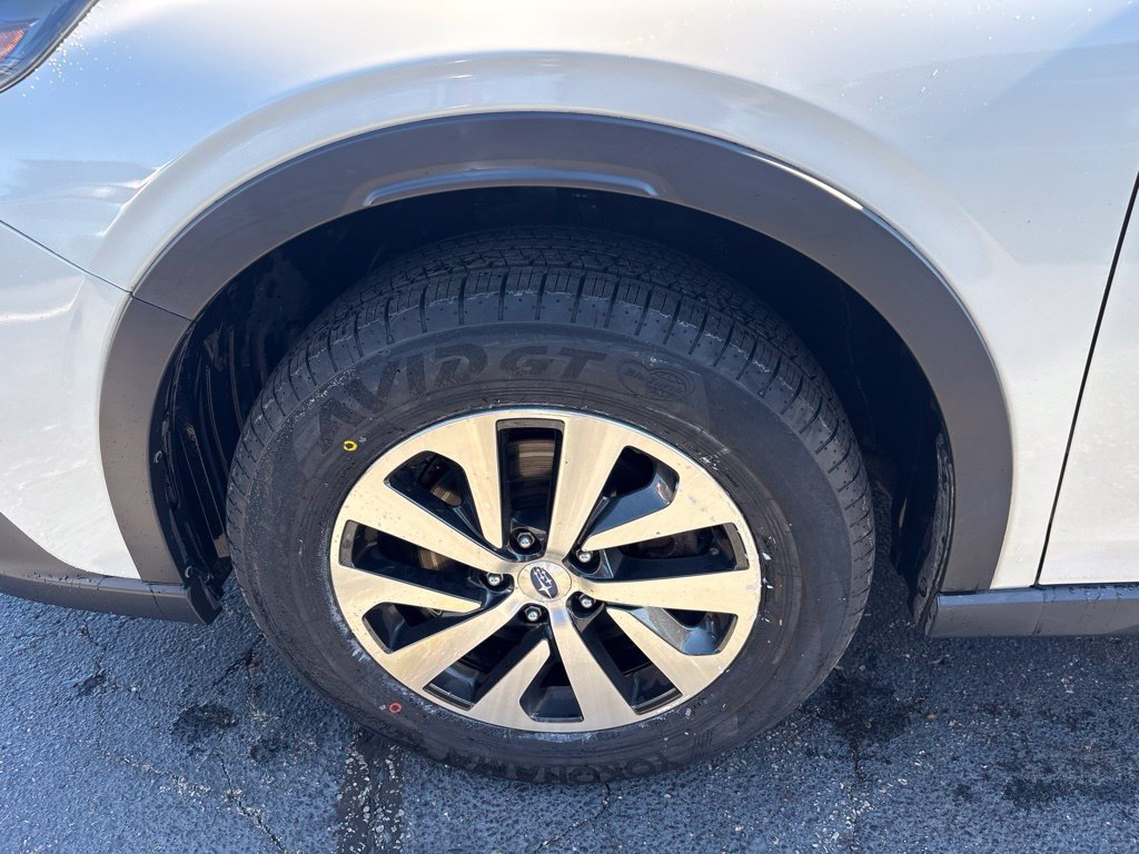 Certified 2022 Subaru Outback Premium AWD/4WD image 6