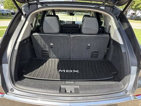 Used 2023 Acura MDX FWD w/ Technology Package image 7