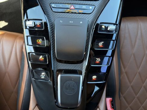Used 2022 Mercedes-Benz AMG GT 43 image 20