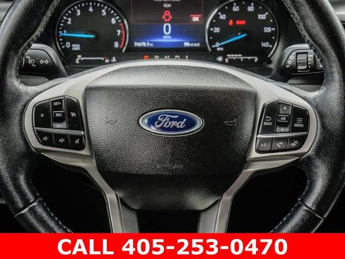 Used 2023 Ford Explorer XLT w/ Equipment Group 202A AWD/4WD image 27